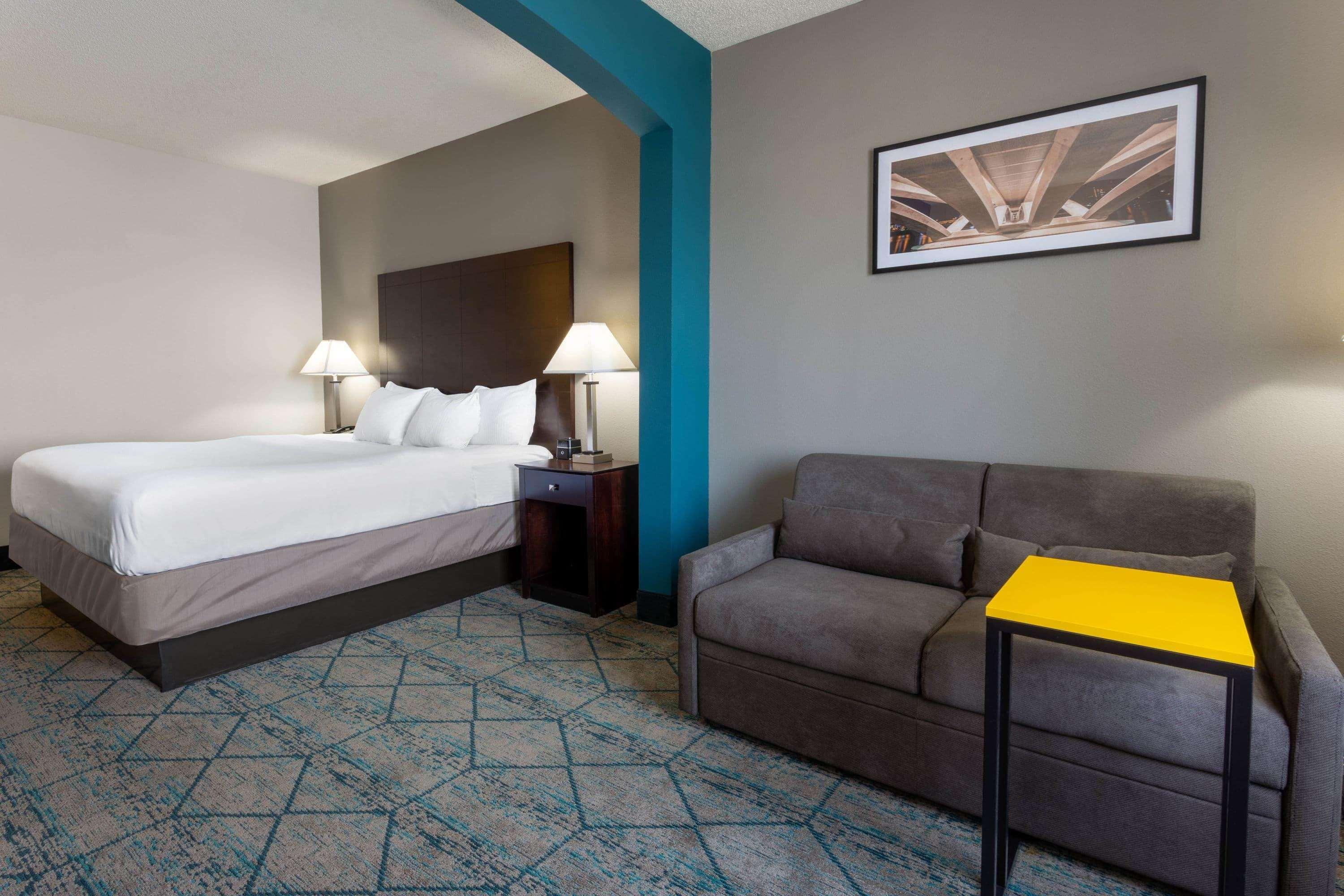 La Quinta By Wyndham Columbus West - Hilliard Hotel Exterior photo